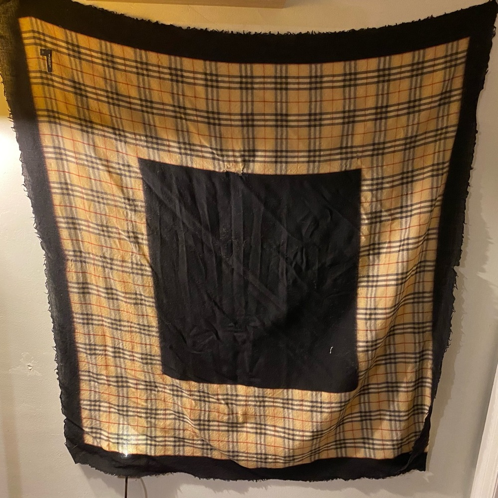 Burberry scarf